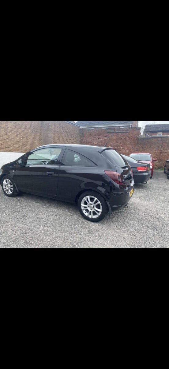 Vauxhall corsa for sale (NON RUNNER)
